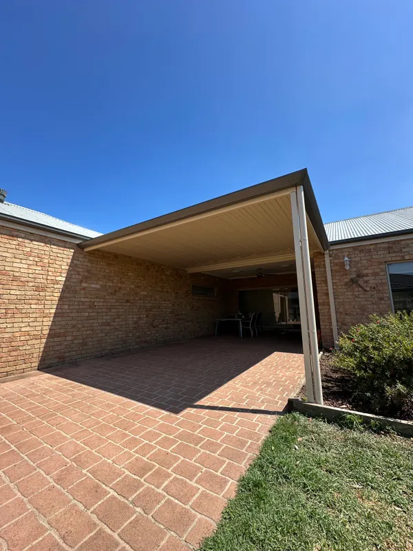 Stratco Outback Flat – Pakenham